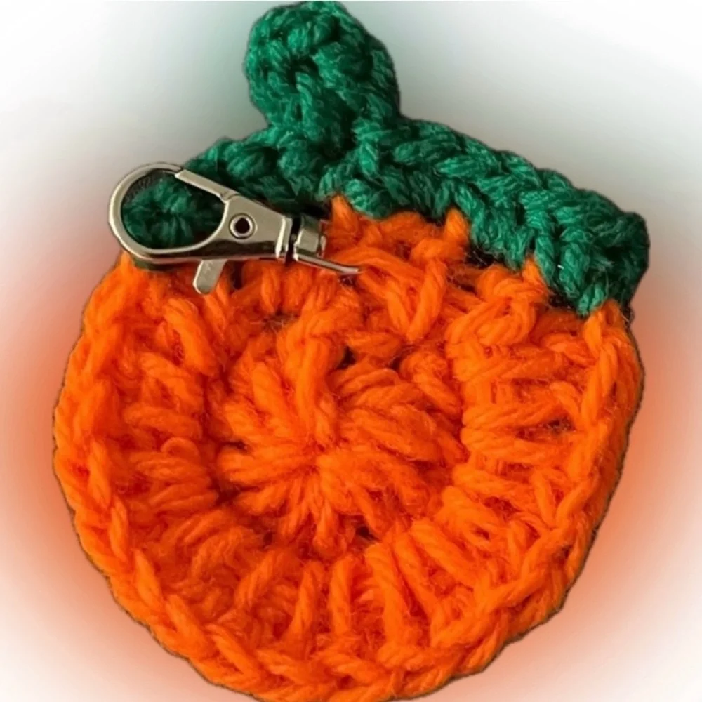 New Halloween Pumpkin Jack-O-Lantern Pin Claw Clasp Bookbag Keychain Charm 10 PC